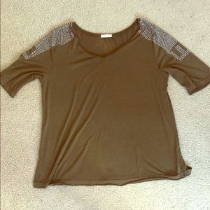 Soft Kanvas 1/3 sleeve top size M